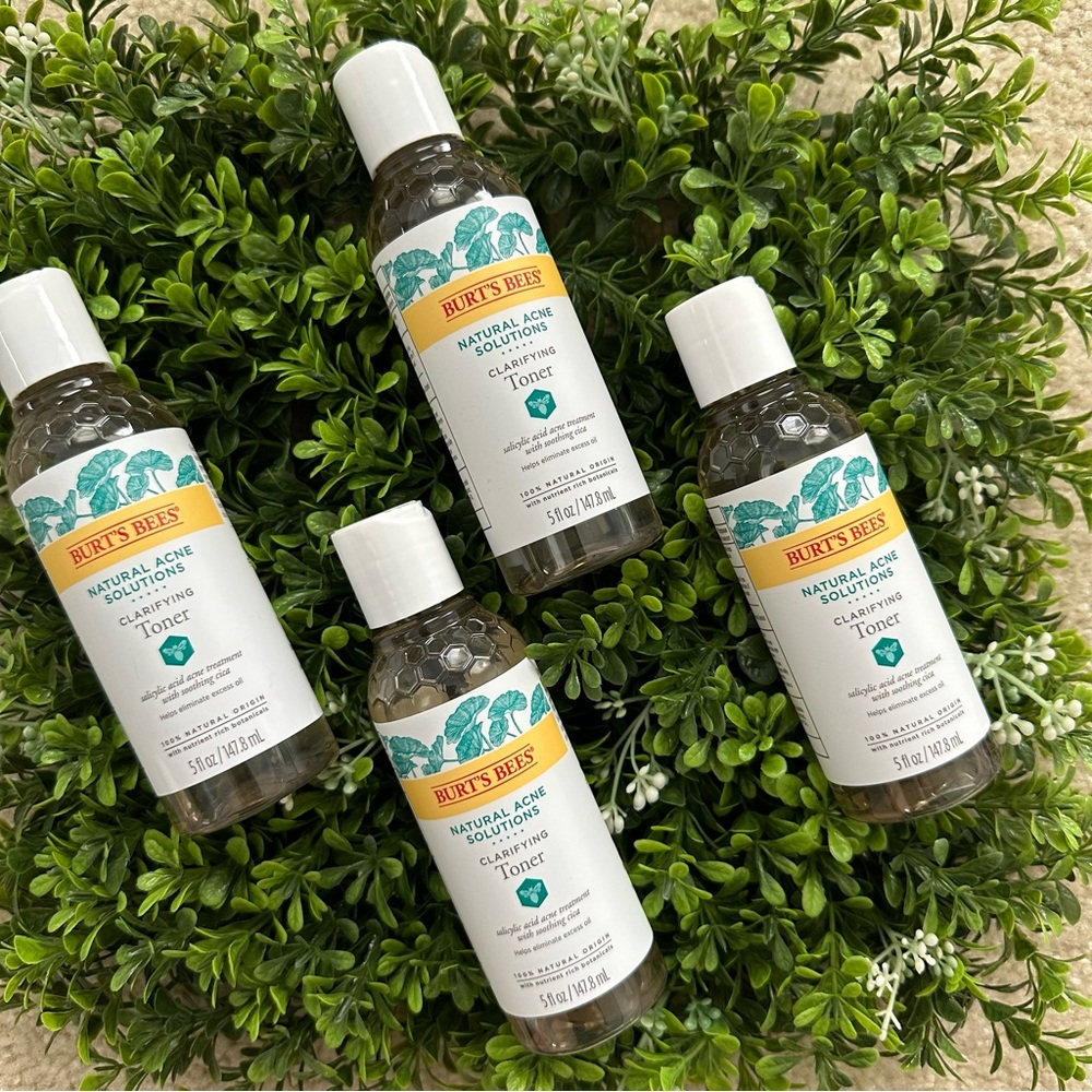 Burt’s Bees Natural Acne Solutions Clarifying Toner 5 Ounce Bottle Set of 4
